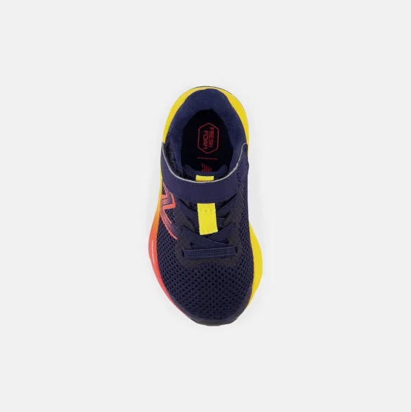 New Balance Athletic^Fresh Foam Arishi v4 Bungee Lace with Top Strap - Team Navy with Electric Red