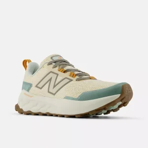 New Balance Athletic & Hiking^Fresh Foam X Garoé v2 - Calcium with Dark Juniper