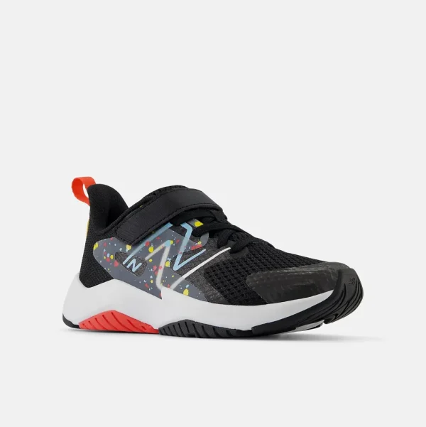 New Balance Athletic^Rave Run v2 Bungee Lace with Top Strap - Black with Blast Red